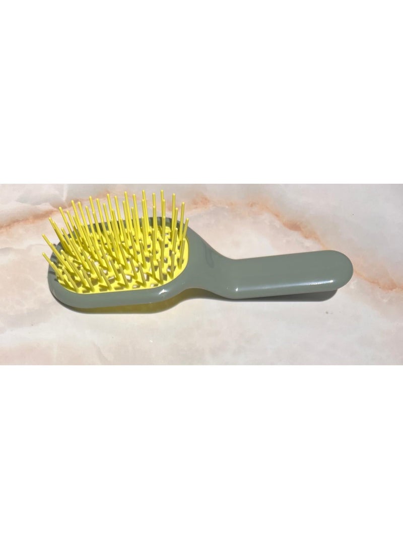 Janeke 5.5 inch Curvy Vented  Small Cyber Lime Hair Brush - Image 3
