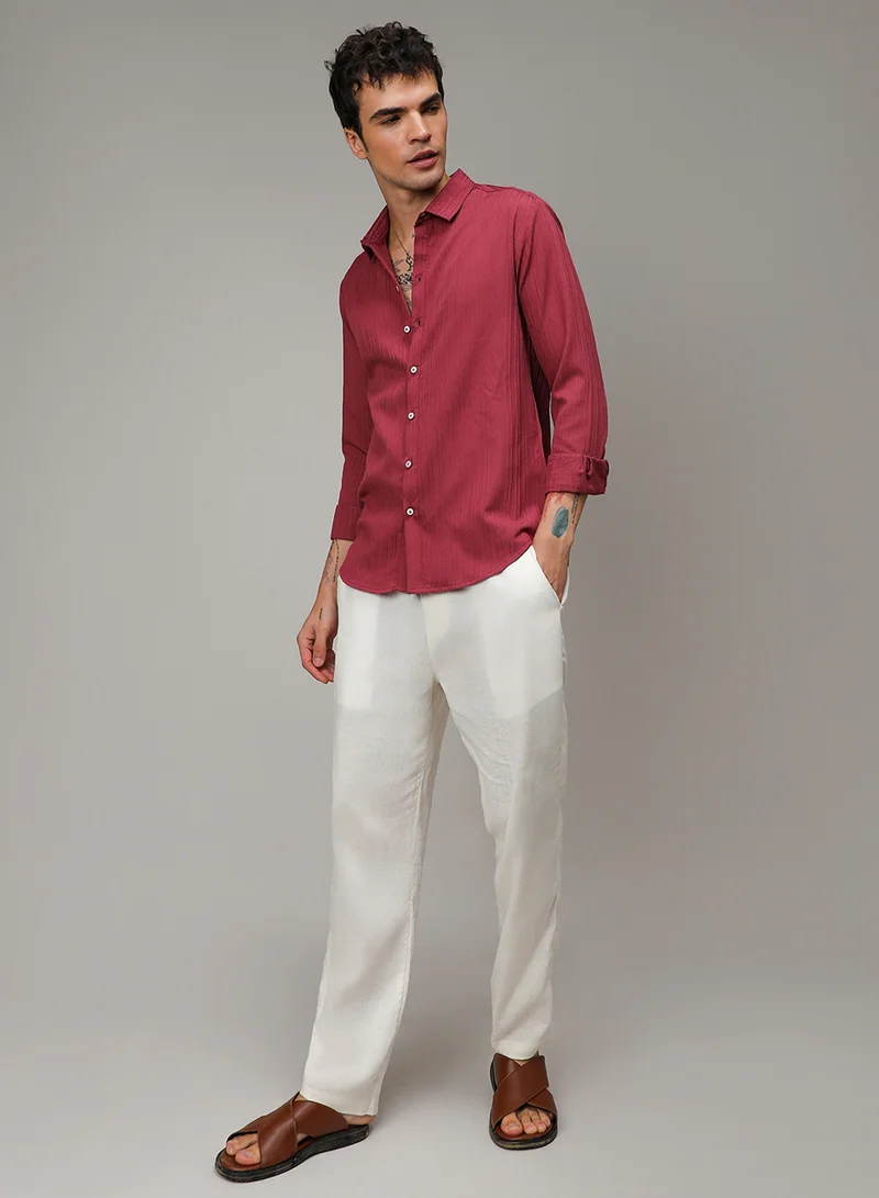 كامبوس سوترا Men's Blush Red Self-Design Striped Shirt