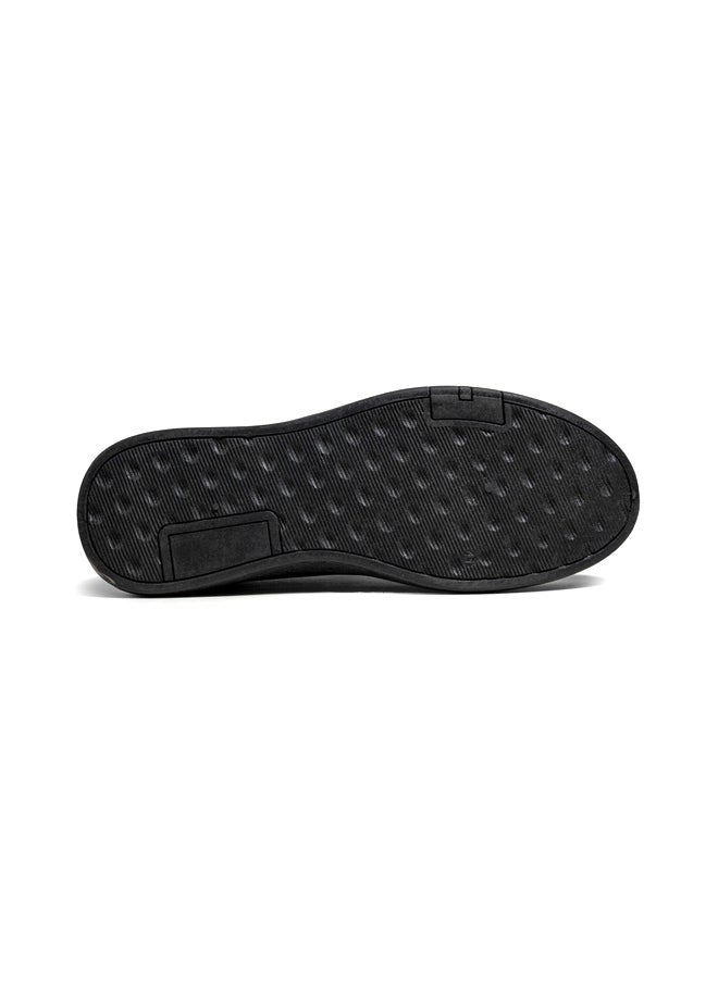 Modern Men's Casual Shoes
