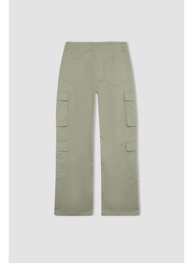 DeFacto Woman Straight Fit Cargo Woven Trousers  - Image 5