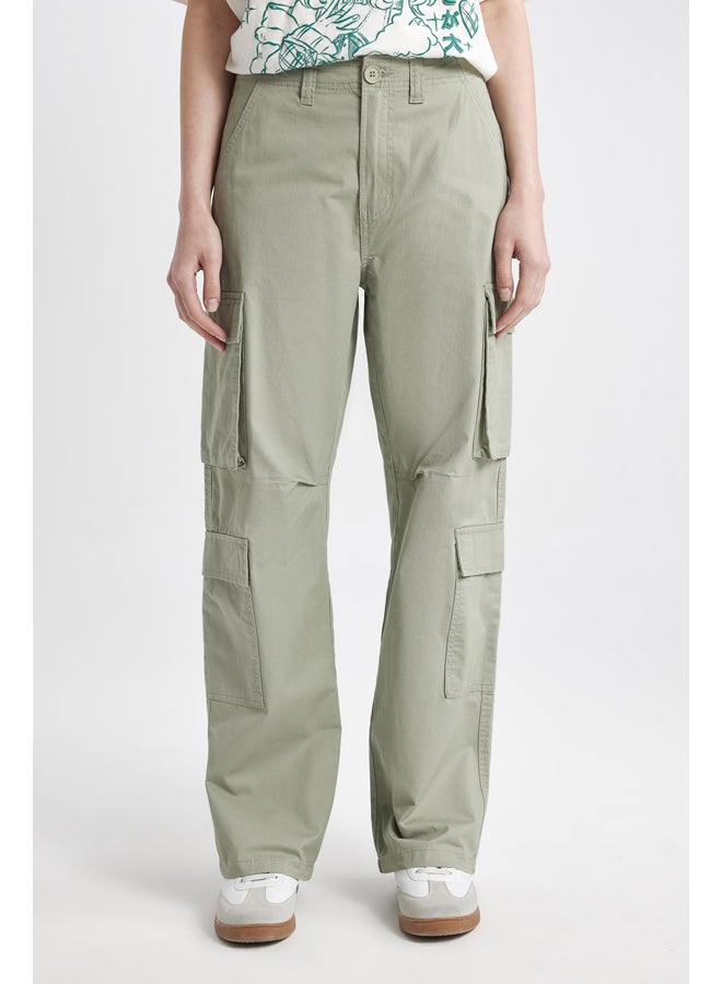 DeFacto Woman Straight Fit Cargo Woven Trousers  - Image 2