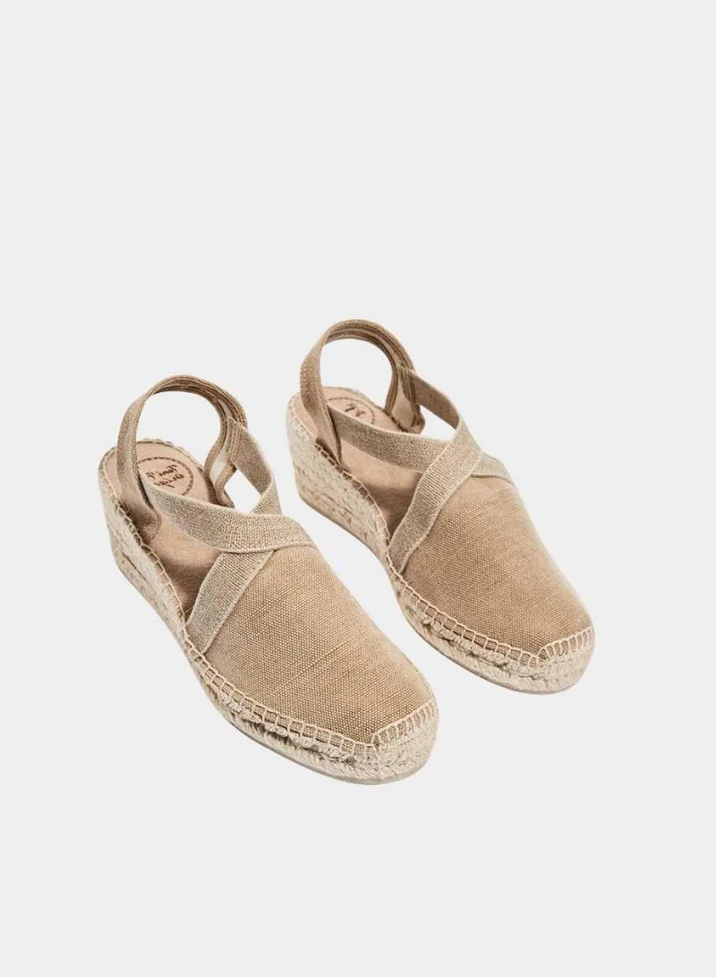 توني بونز تيراڤ