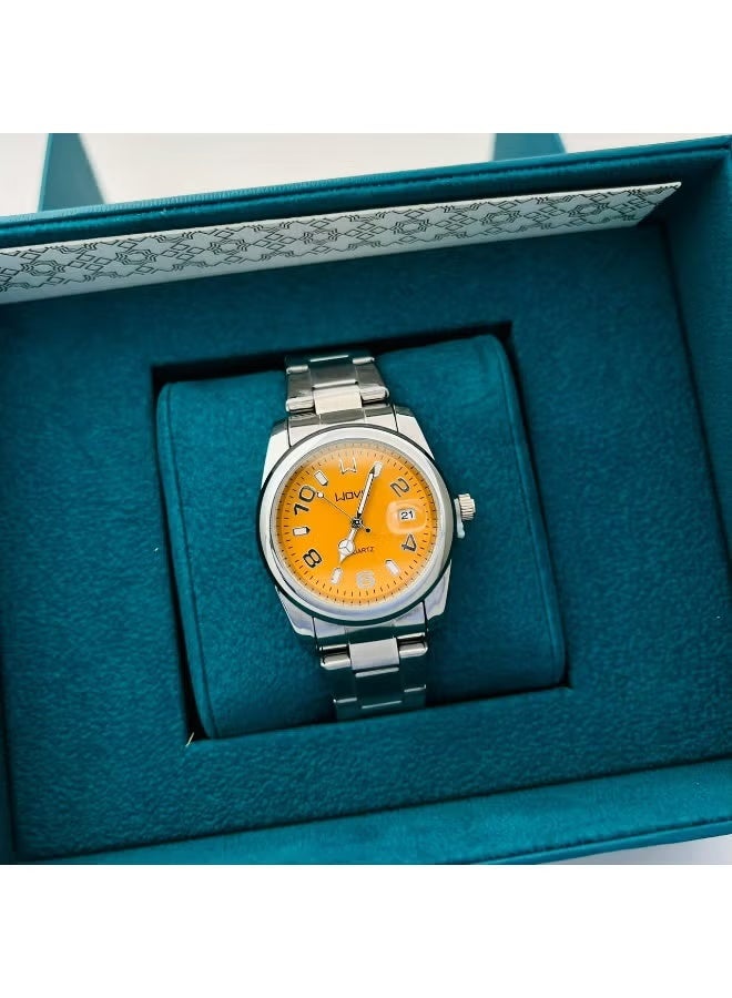 An elegant watch with a luxurious design, featuring Roman numerals that add a distinctive classic touch. Stainless steel.