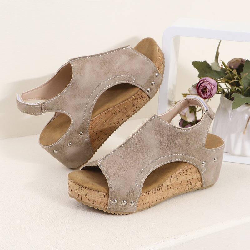 Direct Supply Of Plus Size 43Wish New Ladies Wedge With Fish Mouth Thick Bottom Rivet Sandals - Image 1