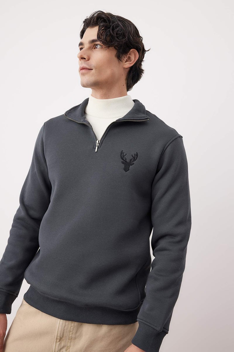 trendyol Anthracite Regular/Normal Cut Stand Collar Zipper Cotton Deer Embroidery Sweatshirt Tmnaw24Sw00041 - Image 1