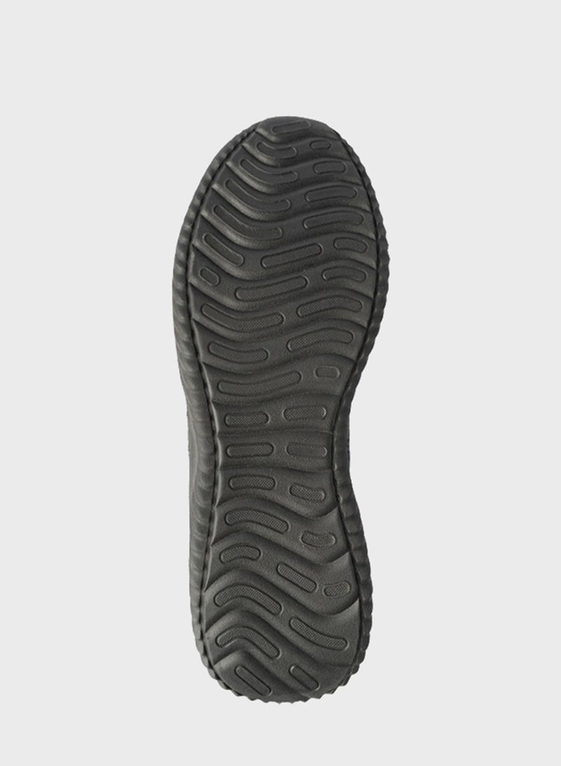 Comet Sneakers