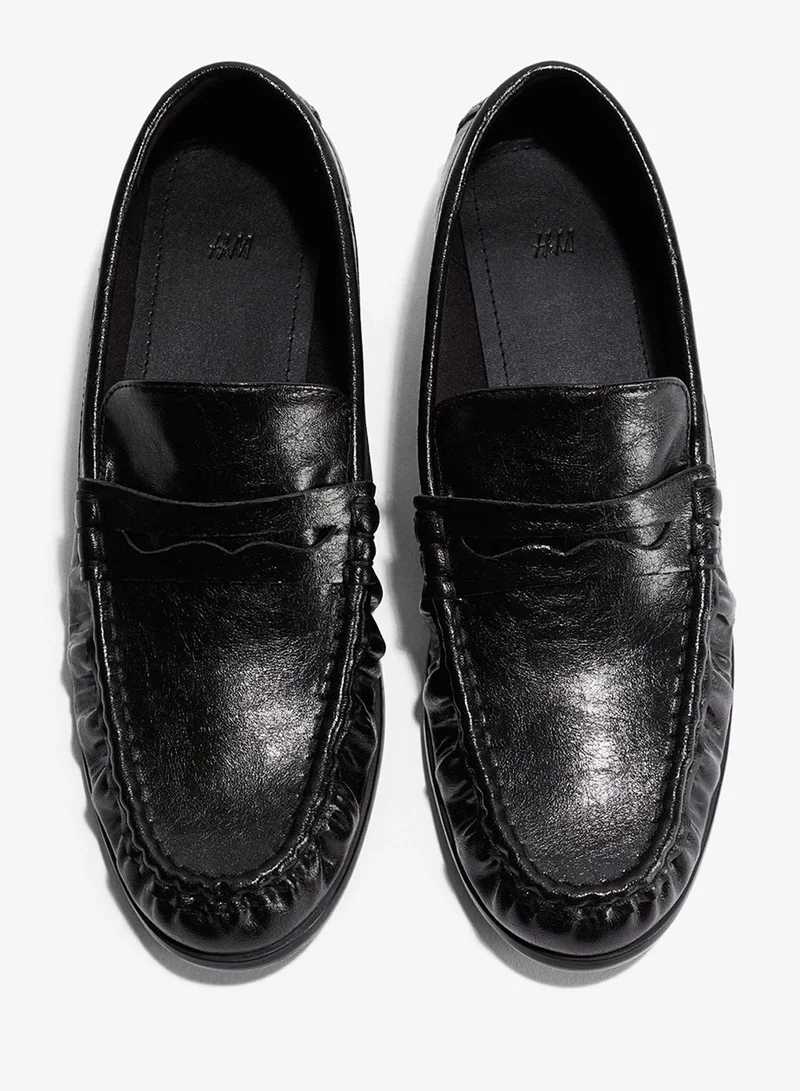 اتش اند ام حذاء لوفر