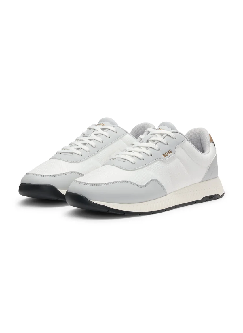 بوس Low-top trainers with textured uppers