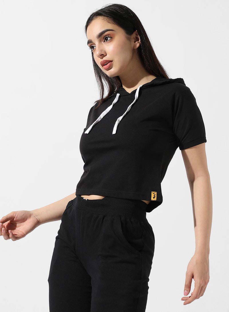 Campus Sutra Campus Sutra Women's Solid Black Hooded Cropped Top For Casual Wear | Crew Neck | Short Sleeve | Poly Cotton Top Crafted With Regular Sleeve & Comfort Fit For Everyday Wear  - Image 3