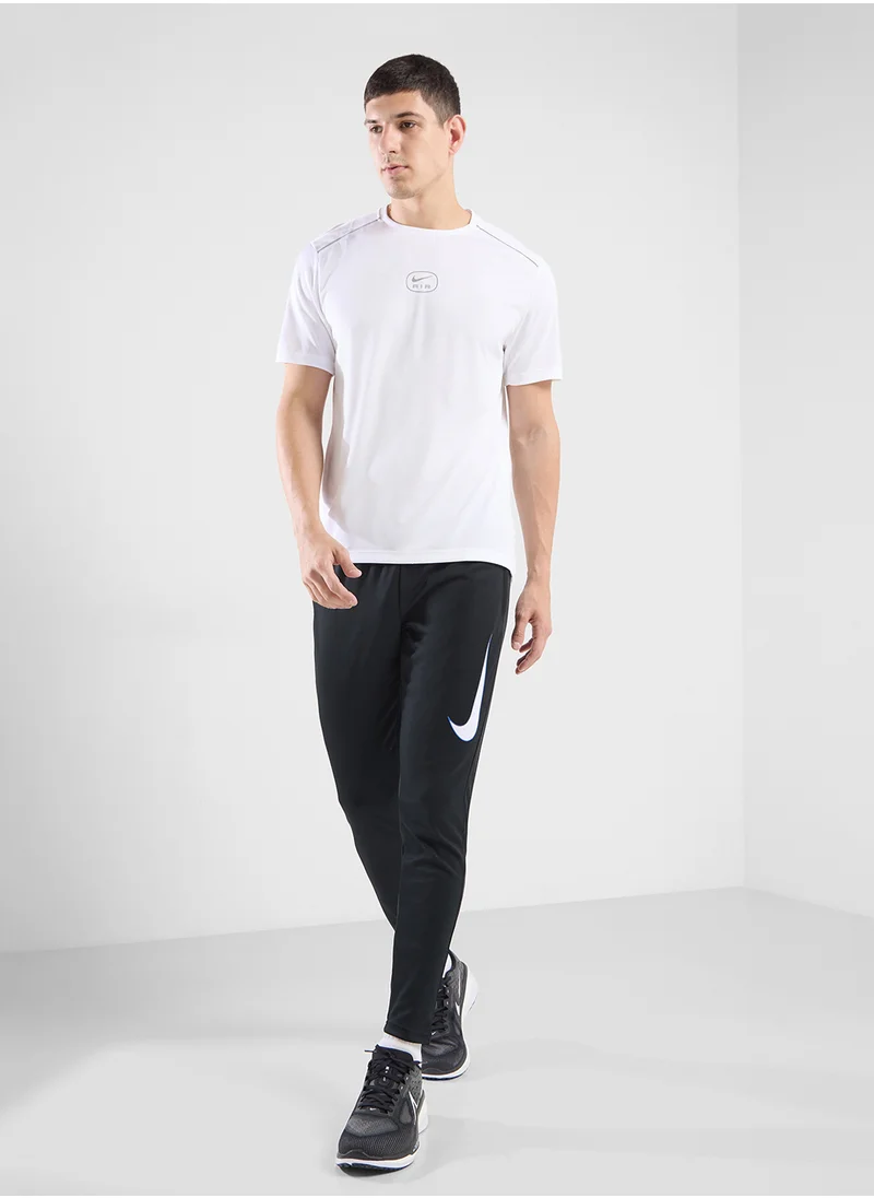 نايكي Nsw Swoosh Icon T-Shirt