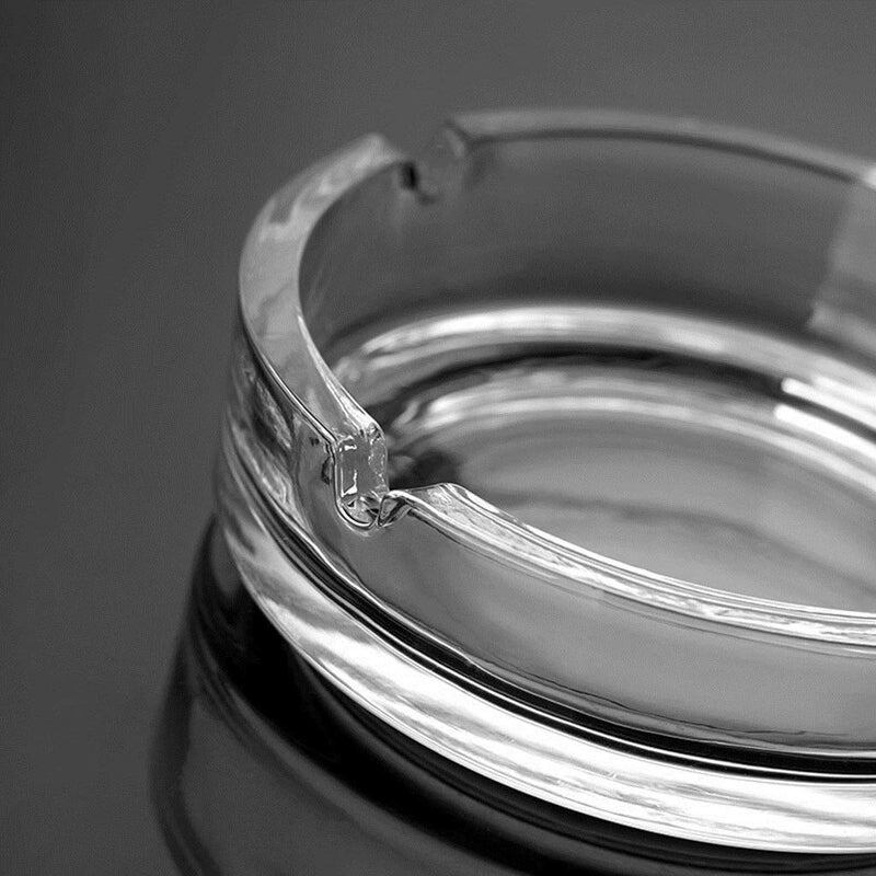 VILON Crystal Clear Glass Ashtray - Smoke Collectible for Cigarettes and Cigars, Home, Car, or Office Use, Tabletop Ashtray, Indoor and Outdoor, Desktop Smoking Accessory (ROUND ASHTRAY) - Image 4