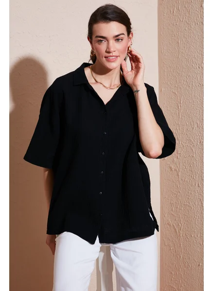 Lela Cotton Regular Fit Slit Short Sleeve Shirt Women's Shirt CF25S166965