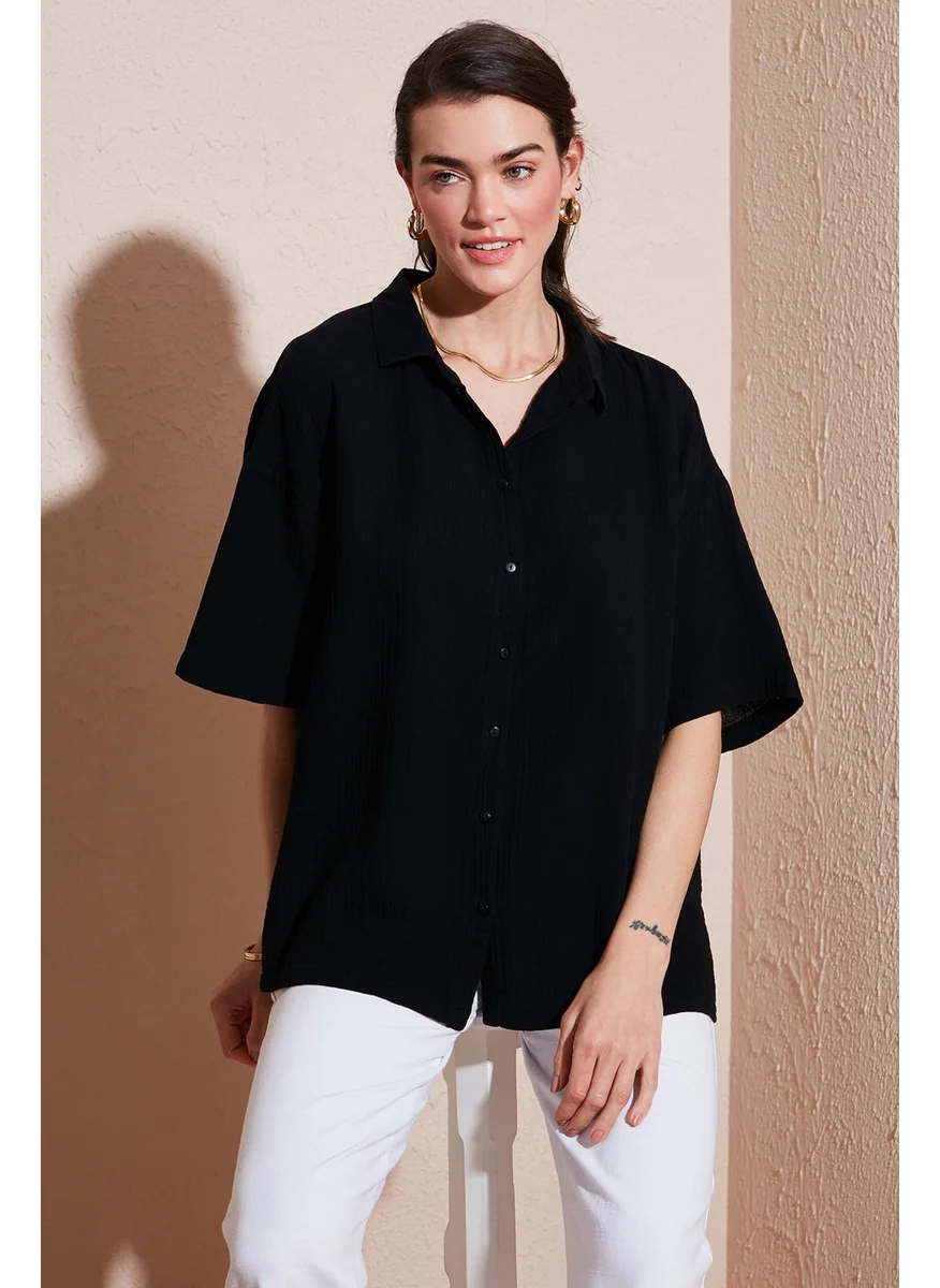 Lela Cotton Regular Fit Slit Short Sleeve Shirt Women's Shirt CF25S166965