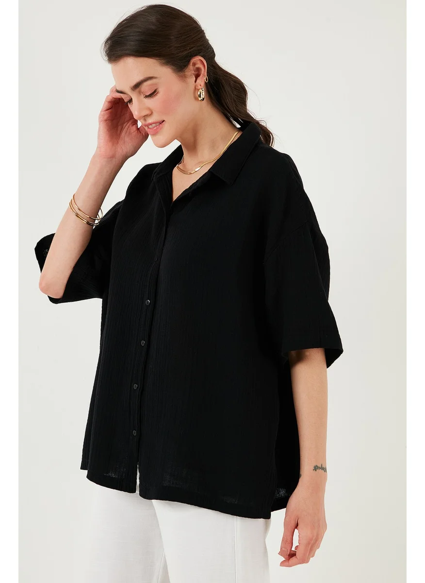 Lela Cotton Regular Fit Slit Short Sleeve Shirt Women's Shirt CF25S166965