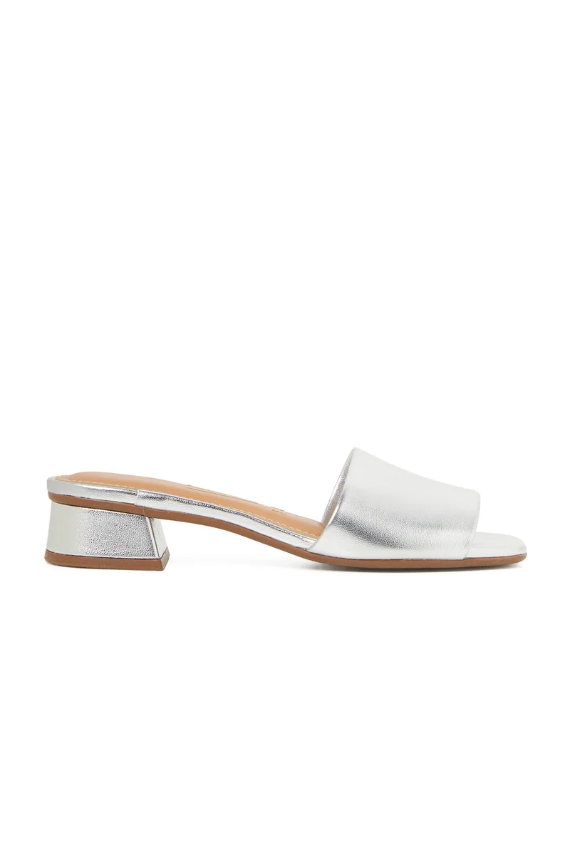 VIZZANO VIZZANO LADIES Low Heel Sandals in Silver | Comfortable Everyday Footwear