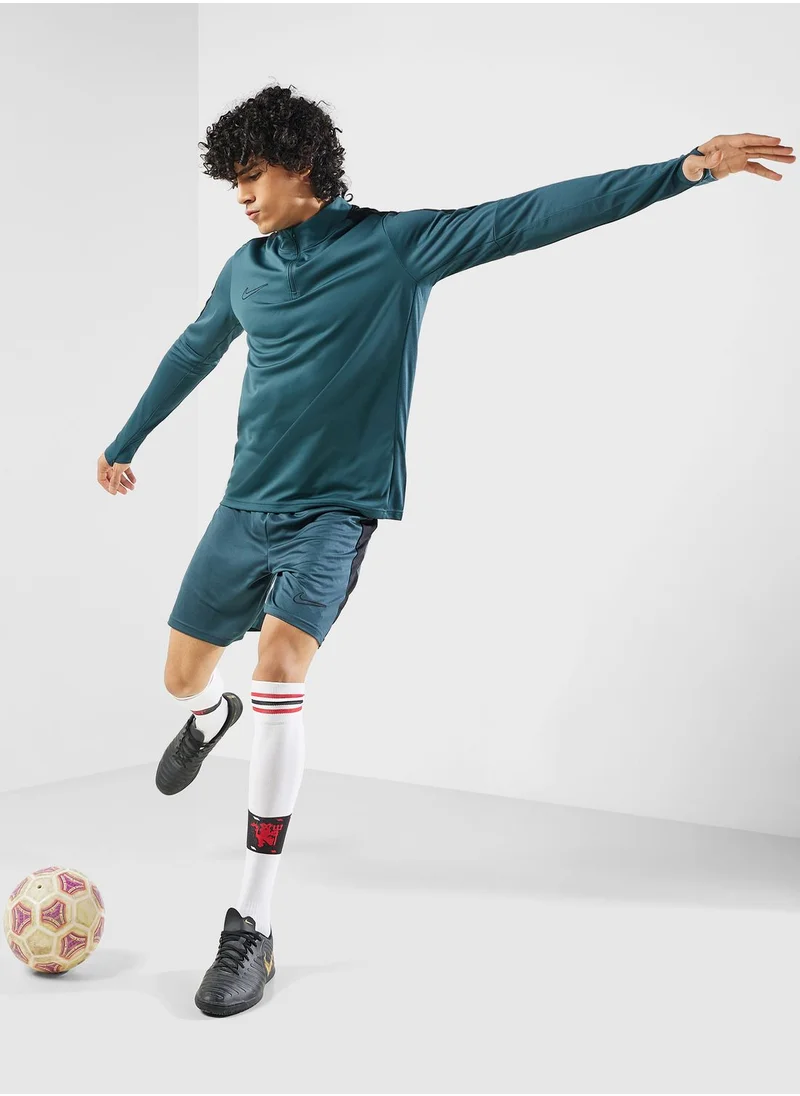 نايكي شورت Dri-Fit Acd23