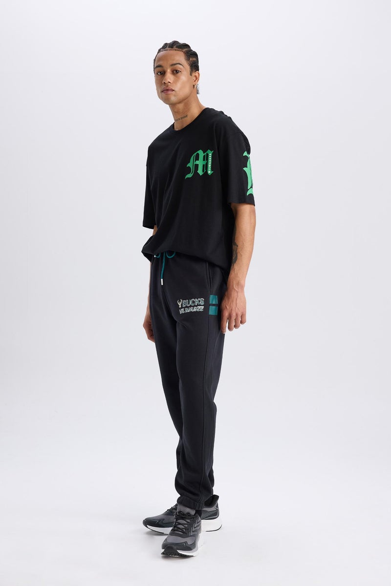 DeFacto Black Man DeFactoFit NBA Milwaukee Bucks Standard Fit Thick Sports Jogger Sweatpants Casual - Image 2
