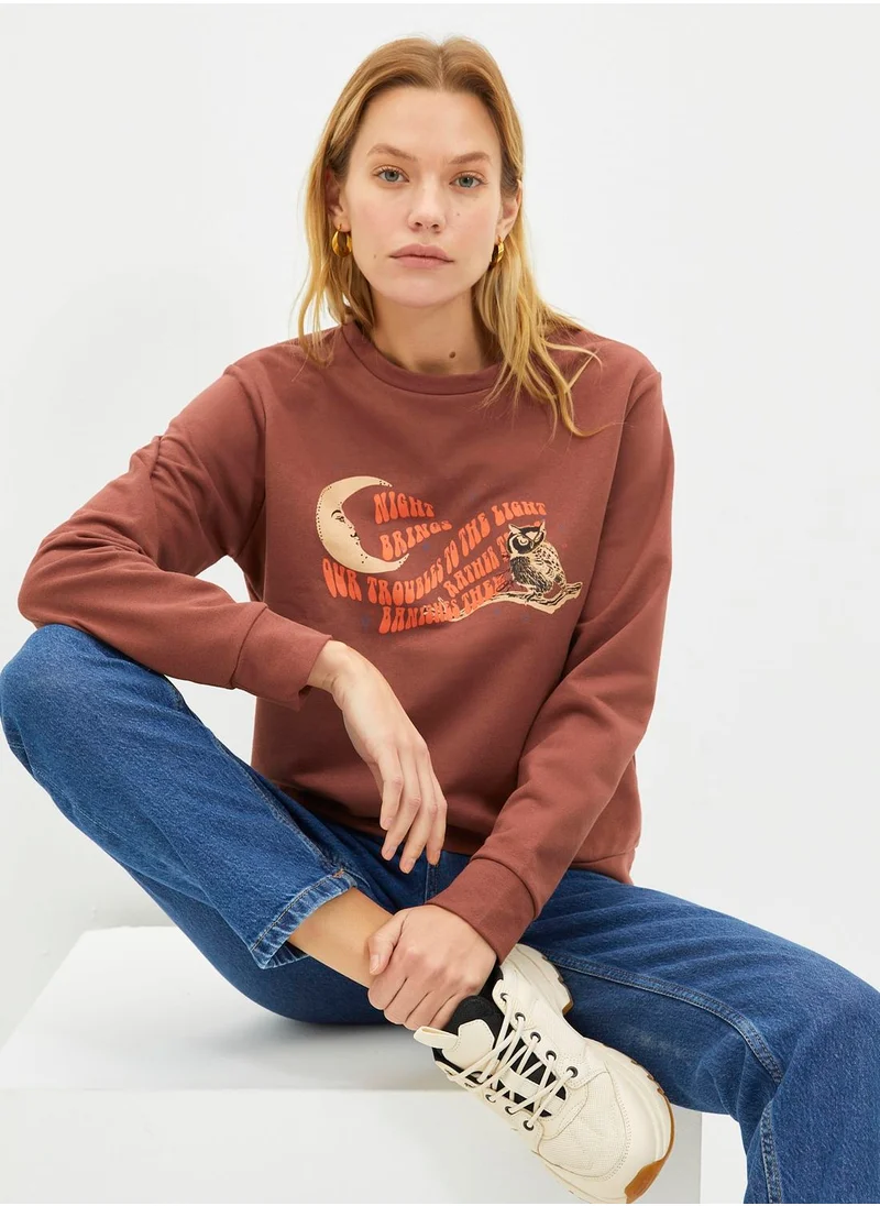 trendyol Graphic Knitted Sweatshirt