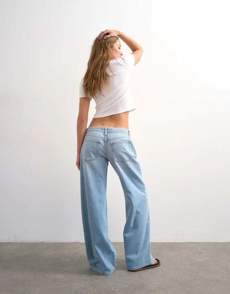 TOPSHOP April Crop Barrel Fit Blue Denim Jeans