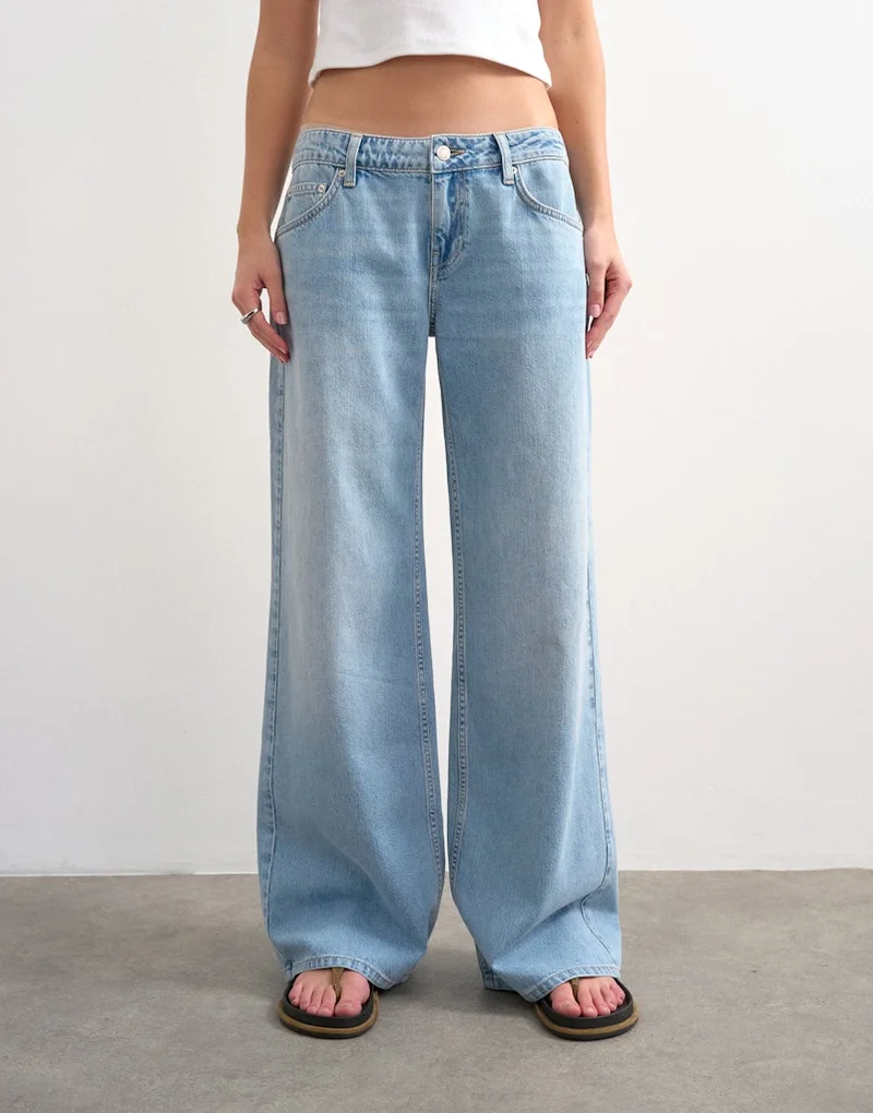 TOPSHOP April Crop Barrel Fit Blue Denim Jeans