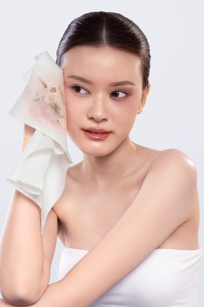 GlowHive. Gentle Disposable Face Towels – Ultra-Soft, Biodegradable, Multi-Purpose 50 XL Disposable Face Towels | Ultra-Soft, Dual-Textured, Chemical-Free Makeup Remover Wipes | Biodegradable, Hypoallergenic, Extra-Thick Facial Wipes for Sensitive Skin & Daily Skincare, baby care, makeup removal, facial cleansing, and cleaning makeup brushes and tools. - Image 4