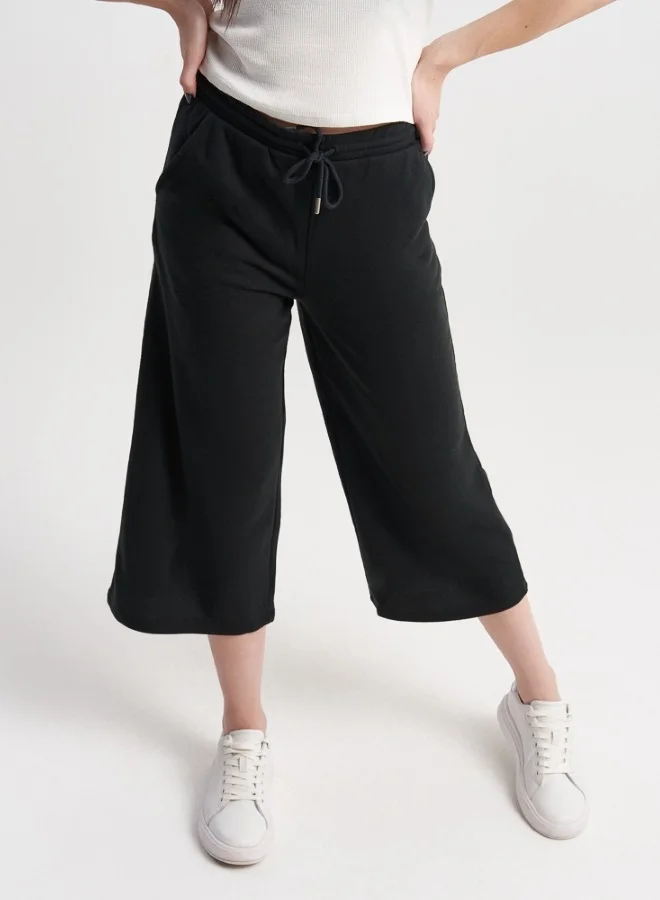 هايليز Black Wide-Leg Cropped Pants
