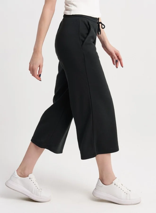 هايليز Black Wide-Leg Cropped Pants