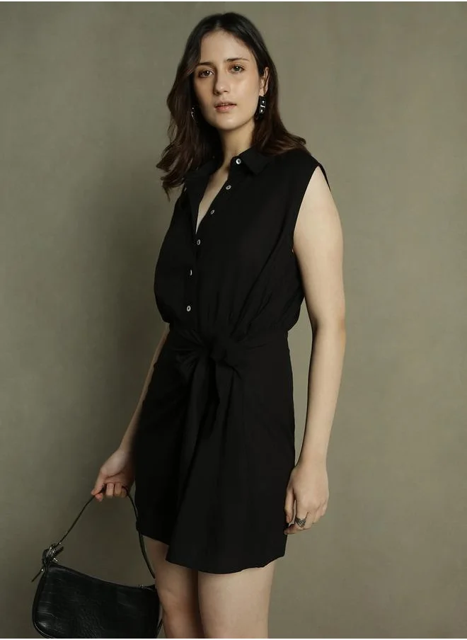 دينيس لينغو Slim Fit Black Rayon Dress – Elegant and Sleek