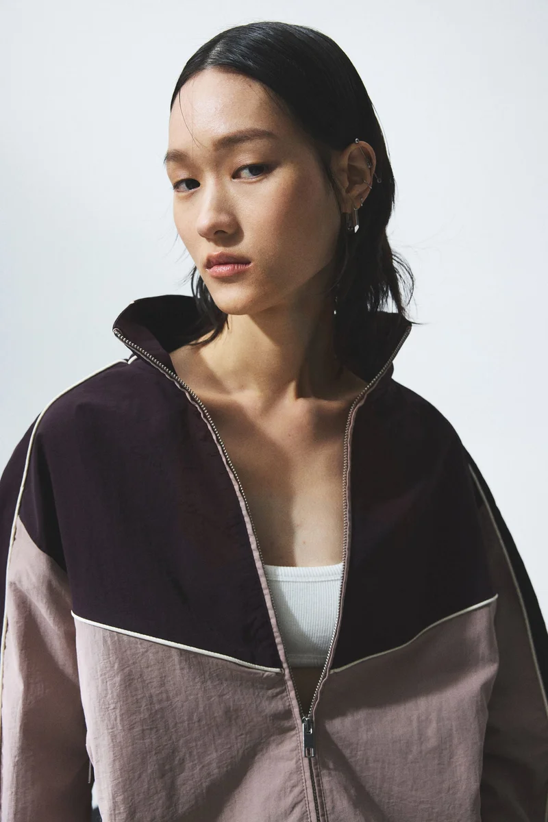 اتش اند ام جاكيت رياضي من النايلون