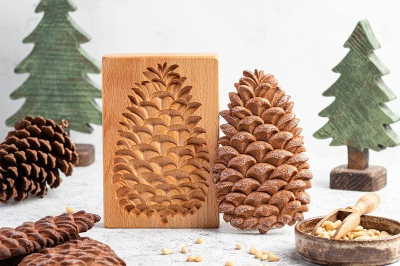 KUAINICE Carved Wooden Gingerbread Cookie Mold - 3D Baking Press for Biscuits, Chocolate With Provance Rose Stamp - DIY Pine Cone Mould - Image 1