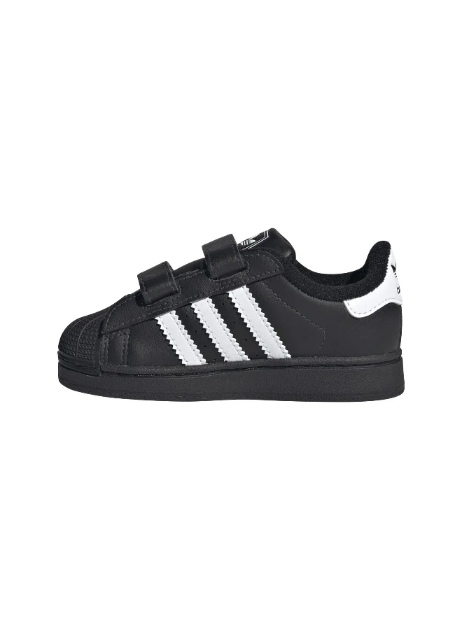 adidas أحذية سوبرستار     للأطفال باللون الأسود من أوريجينالز