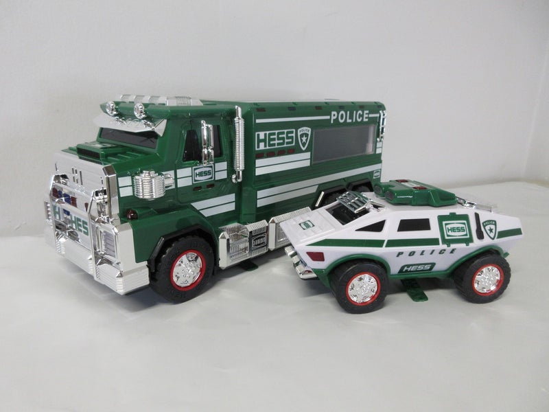 Hess Toy Truck 2023 Police Truck and Cruiser - Image 2
