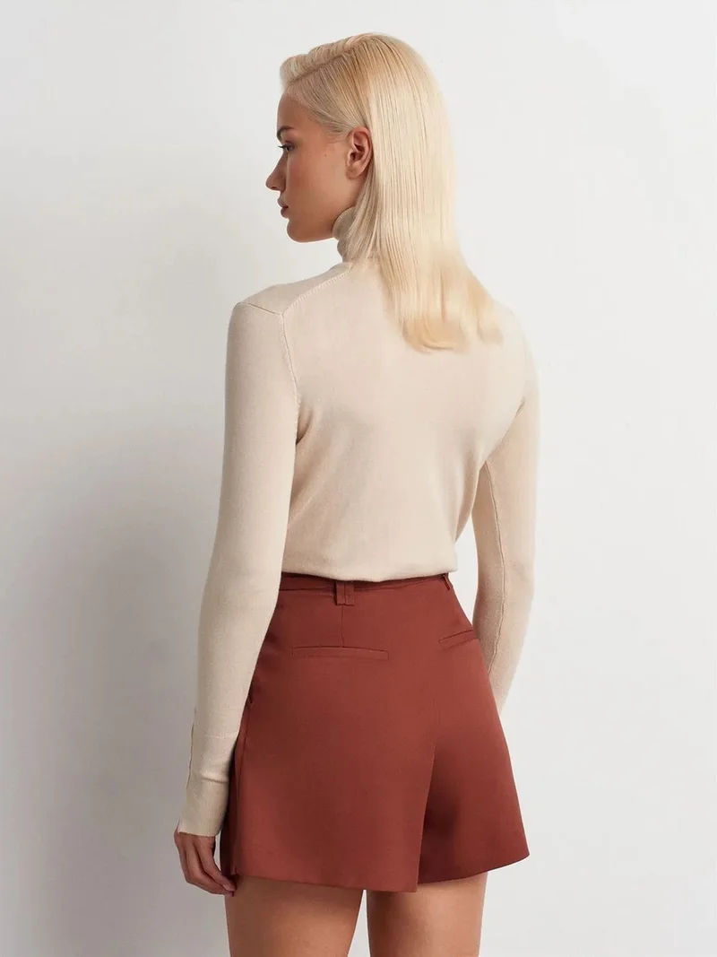 ديلفين Dilvin High-Waist Belted Tailored Shorts