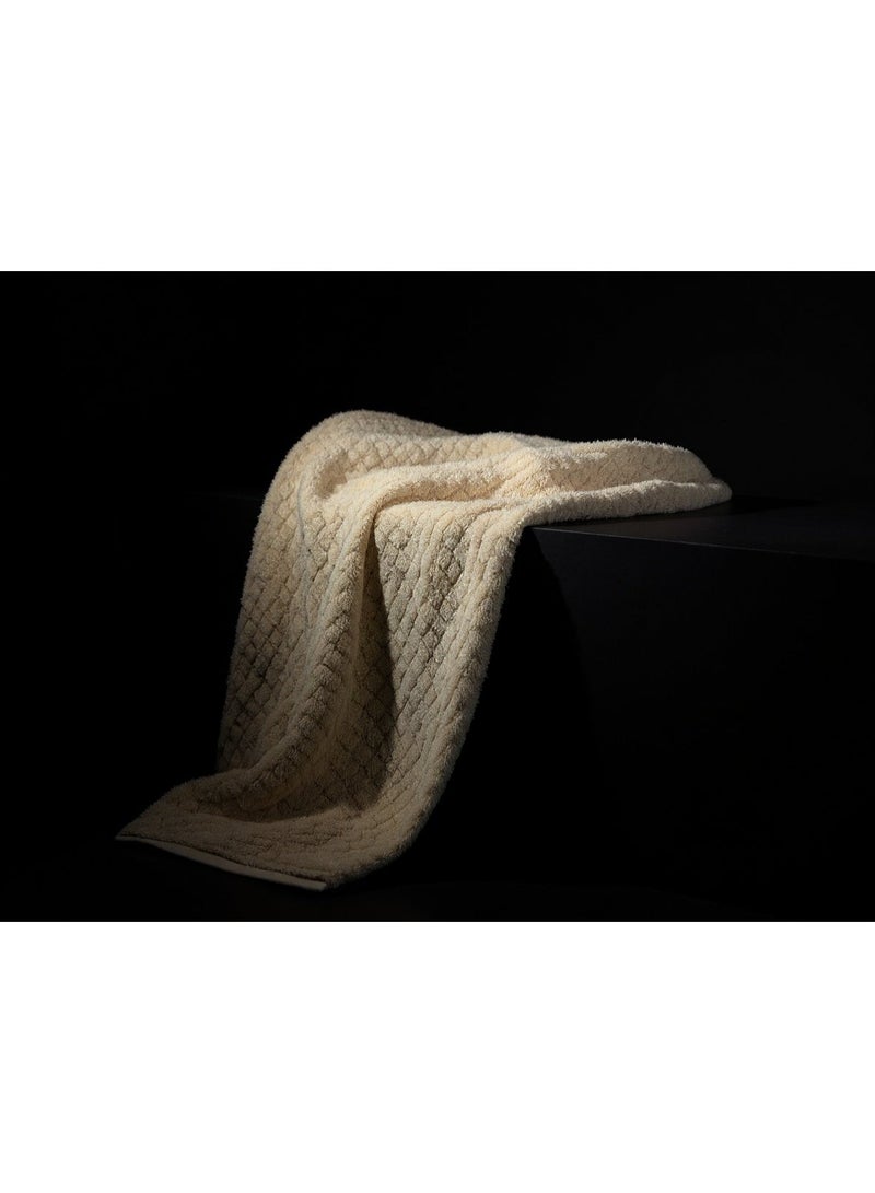 TM Home Luxury Hotel Towels 140*70 – 100% Egyptian Cotton – Soft, Absorbent, and Durable - Image 4