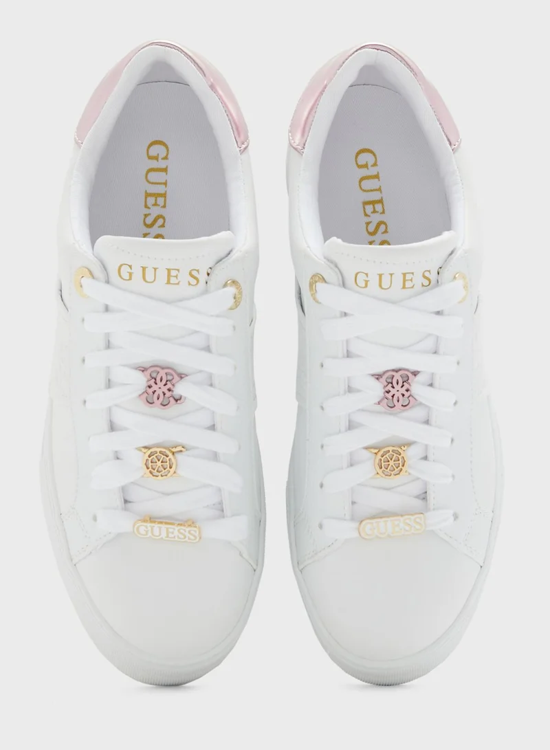 GUESS Giella Low Top Sneakers
