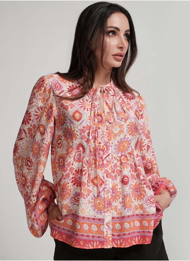 Zigzag Border Detailed Casual Top
