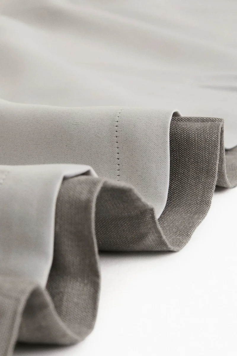 H&M 1-pack wide blackout lyocell-blend curtain