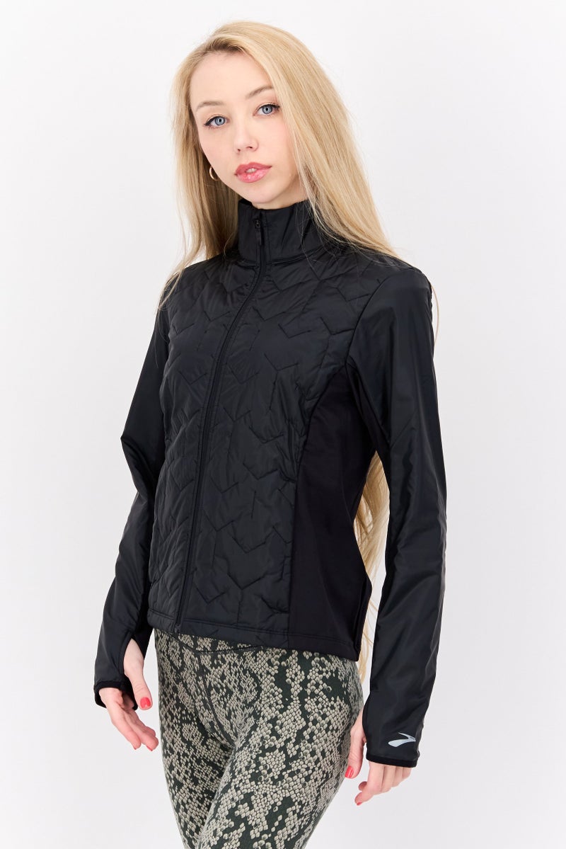 Brooks جاكيت رياضي نسائي مناسب في الهواء الطلق، أسود - Image 2