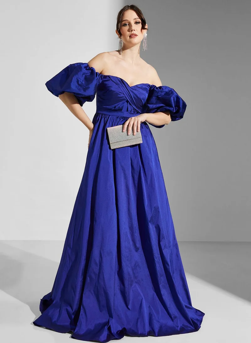 Yaser albik Off-Shoulder Evening Dress