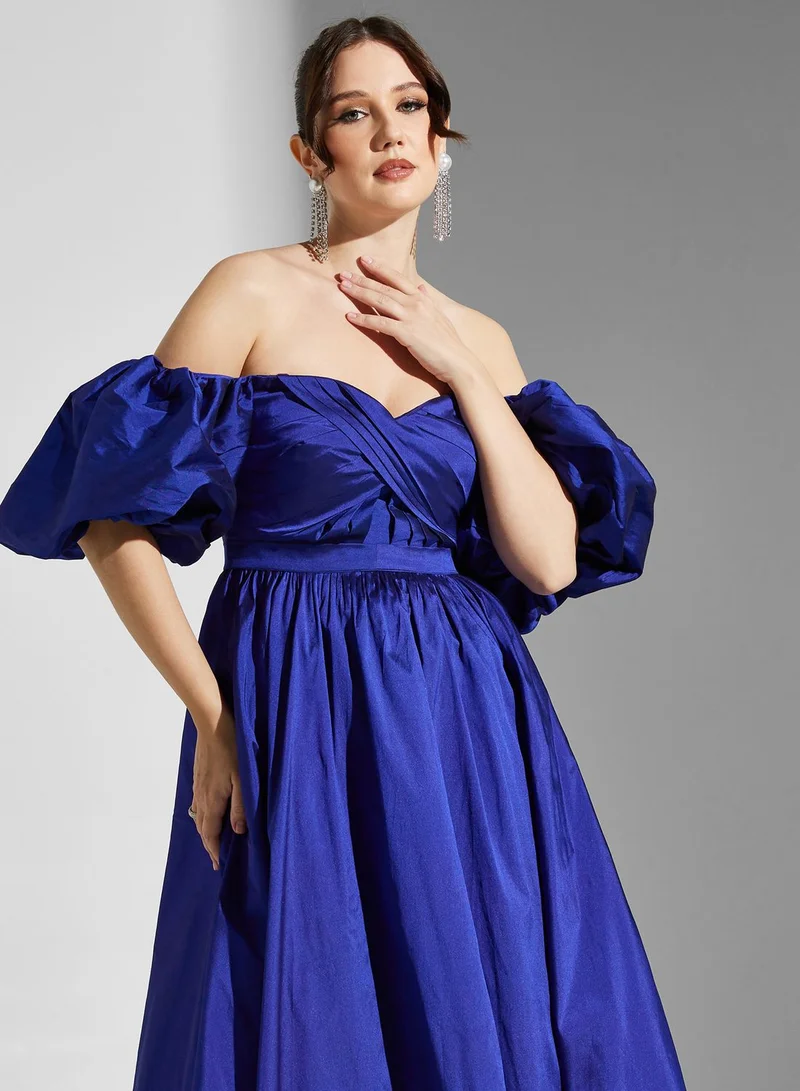 Yaser albik Off-Shoulder Evening Dress
