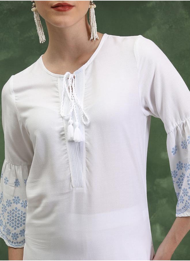 Vishudh Floral Embroidered Flared Sleeves Straight Kurti by Styli  - Image 5