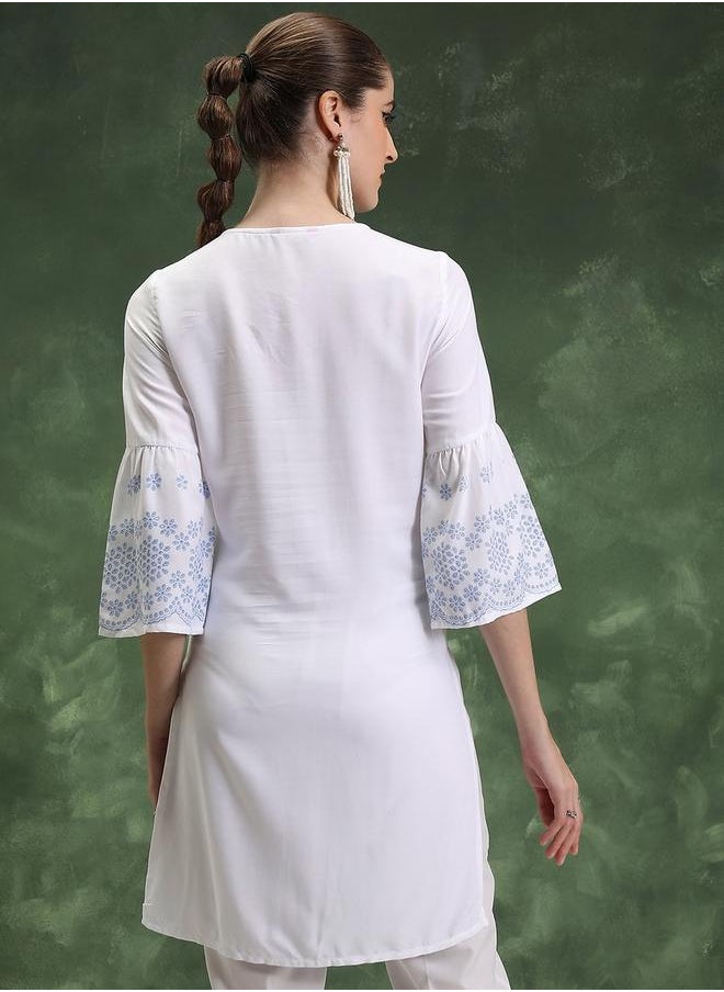 Vishudh Floral Embroidered Flared Sleeves Straight Kurti by Styli  - Image 3