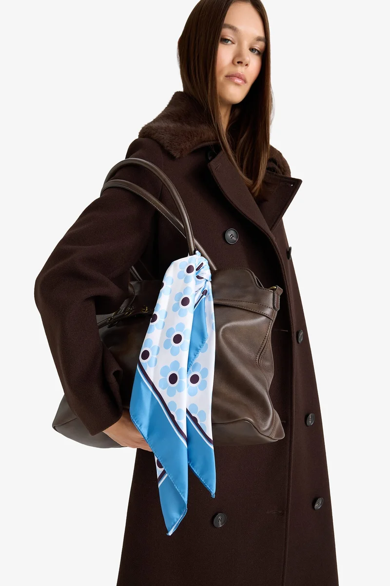 Woman Patterned Scarf