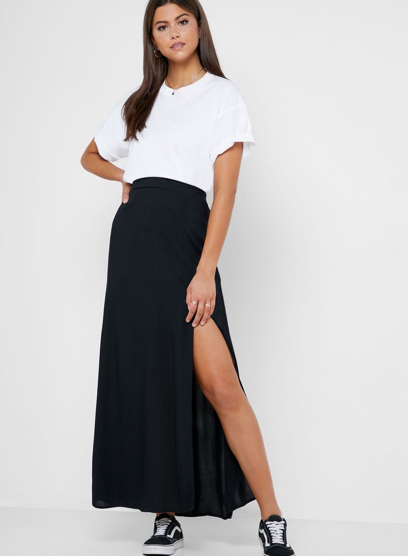 نيو لوك تنورة مكسي بشق جانبي - Image 1