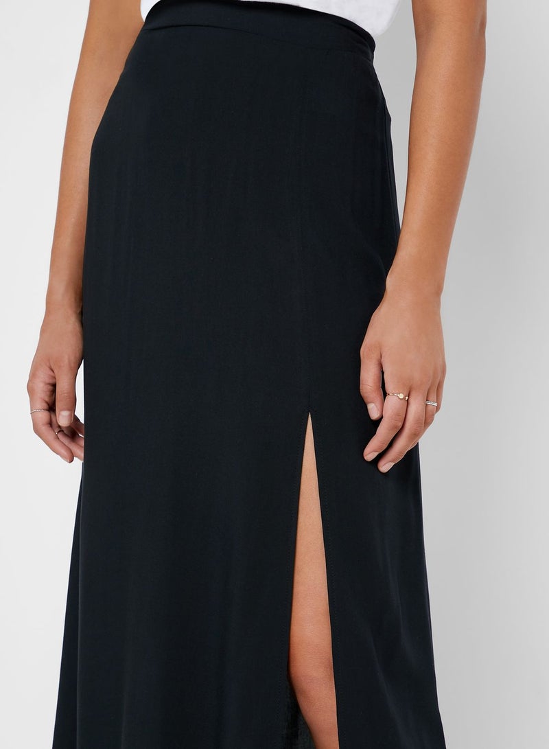 نيو لوك تنورة مكسي بشق جانبي - Image 3