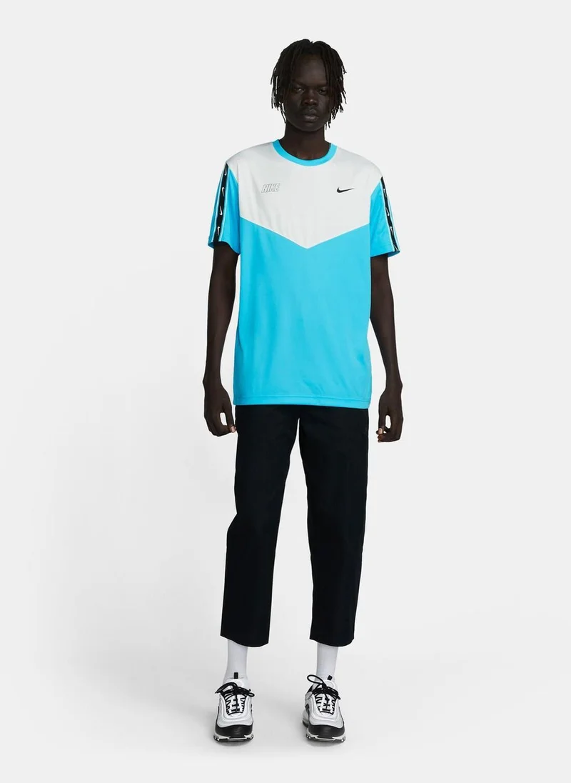 Nike Men's Sportswear Repeat T-Shirt