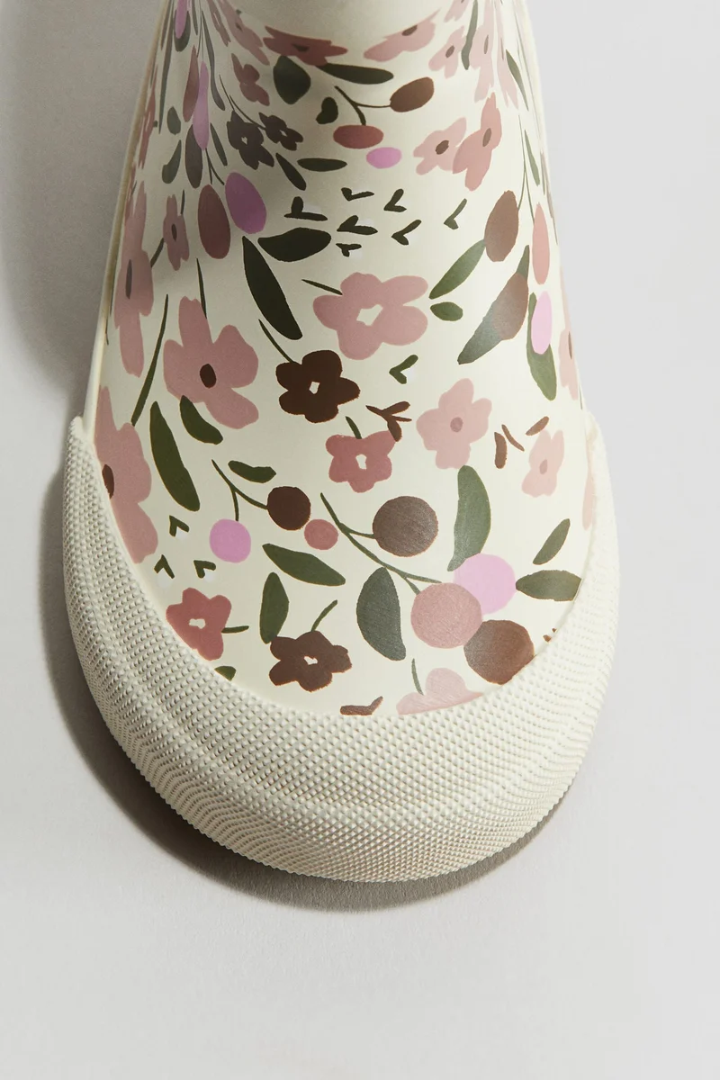 اتش اند ام حذاء ويلينغتون