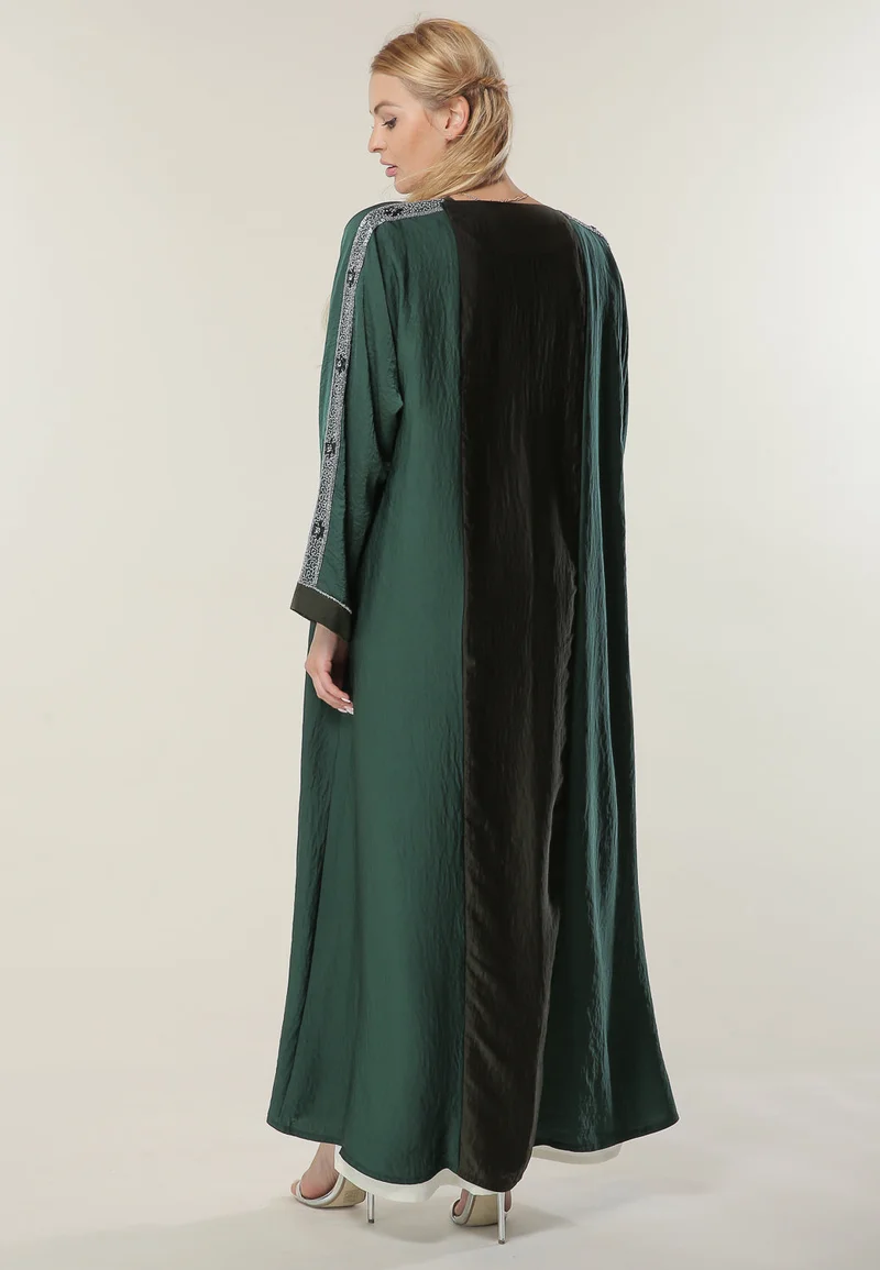 Moistreet  Embroidered Colorblock Abaya for Women | Best Price UAE
