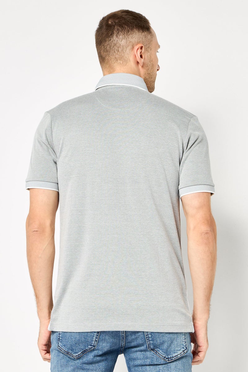 DKNY Men Regular Fit Brand Logo Short Sleeves Polo Shirt, Grey - Image 4