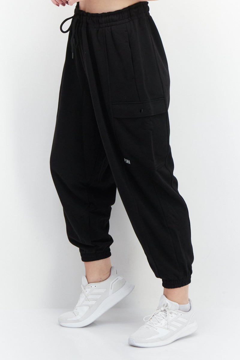 PUMA سروال رياضي نسائي فضفاض للتدريب، أسود - Image 4